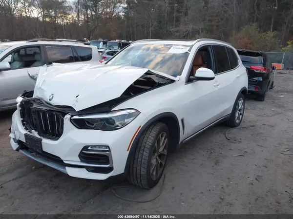5UXCR6C09M9E79054 2021 BMW X5 - Image 2