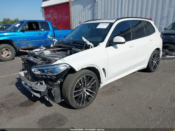 5UXCR6C09M9F40404 2021 BMW X5 - Image 2