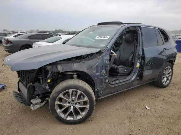 5UXCR6C09N9J32838 2022 BMW X5 - Image 1