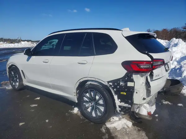 5UXCR6C09N9K50078 2022 BMW X5 - Image 2
