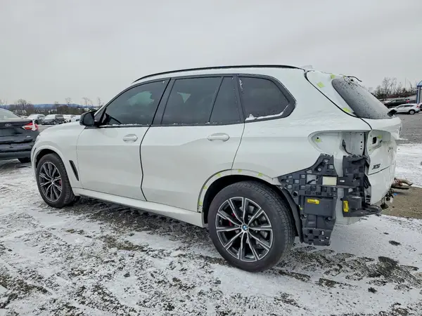 5UXCR6C09N9K65616 2022 BMW X5 - Image 2