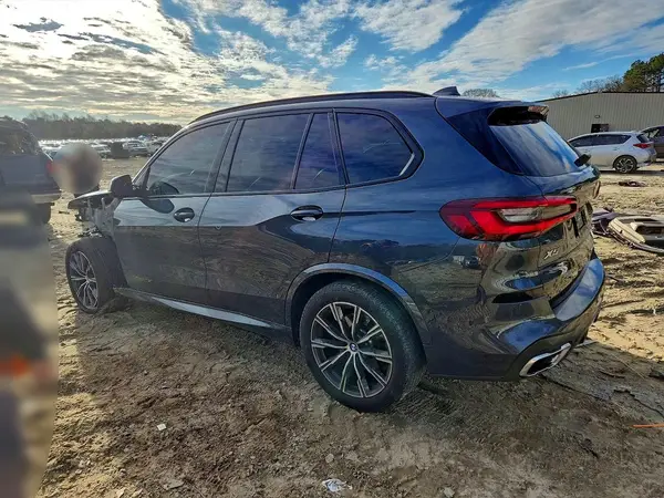 5UXCR6C09N9L74061 2022 BMW X5 - Image 2