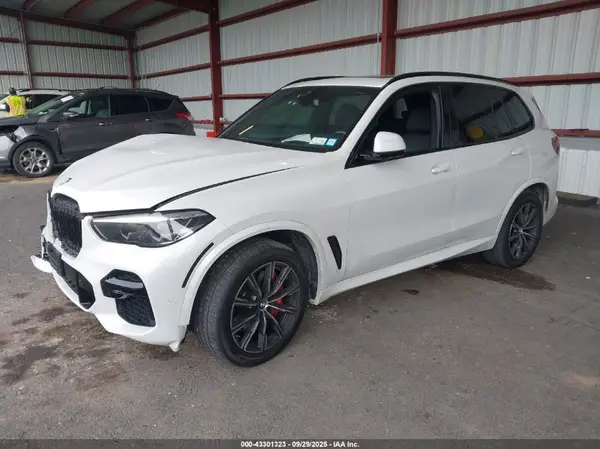 5UXCR6C09N9M42424 2022 BMW X5 - Image 2
