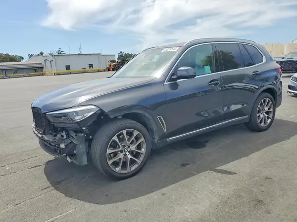 5UXCR6C09N9M48532 2022 BMW X5 - Image 1