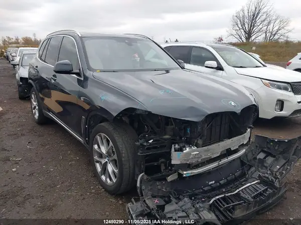 5UXCR6C09N9N41549 2022 BMW X5 - Image 1