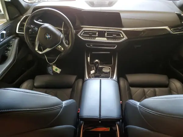 5UXCR6C09P9R02586 2023 BMW X5 - Image 8