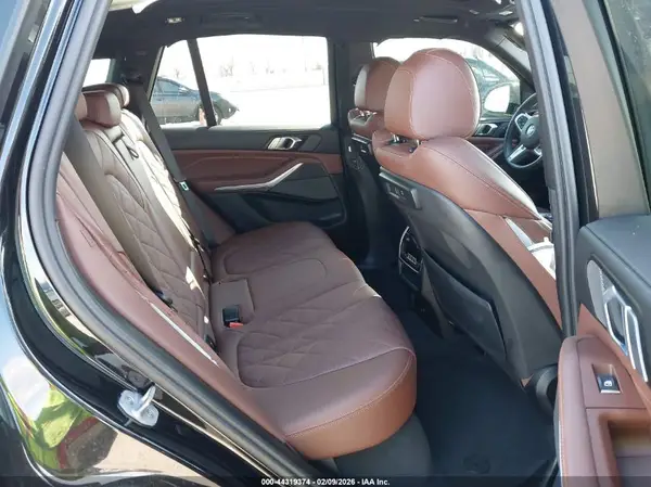 5UXCR6C09P9R36432 2023 BMW X5 - Image 8