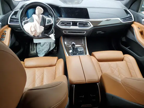 5UXCR6C09P9R70192 2023 BMW X5 - Image 8
