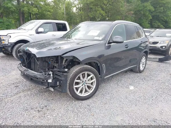 5UXCR6C0XL9D63537 2020 BMW X5 - Image 2