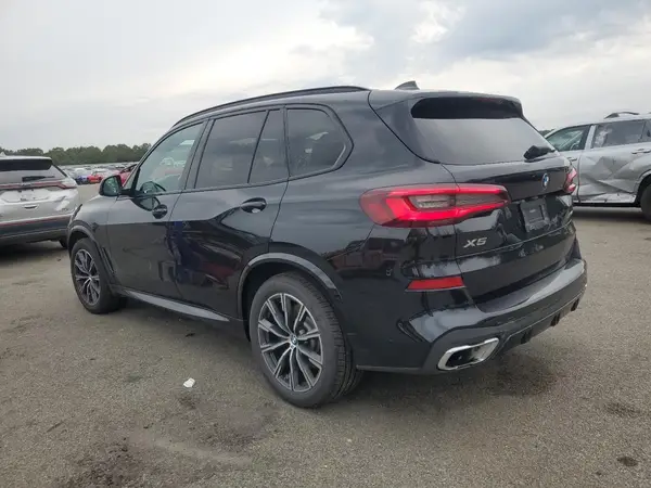 5UXCR6C0XM9E75644 2021 BMW X5 - Image 2