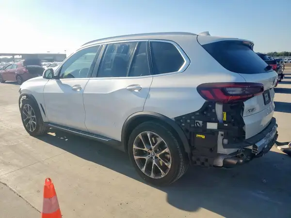 5UXCR6C0XM9F64629 2021 BMW X5 - Image 2
