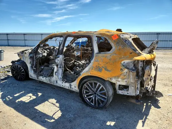 5UXCR6C0XM9G05695 2021 BMW X5 - Image 2
