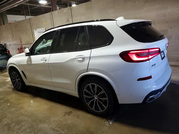 5UXCR6C0XN9K34682 2022 BMW X5 - Image 2