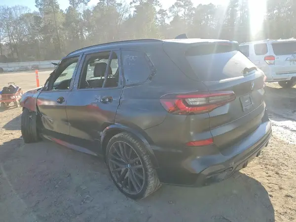 5UXCR6C0XN9K51398 2022 BMW X5 - Image 2