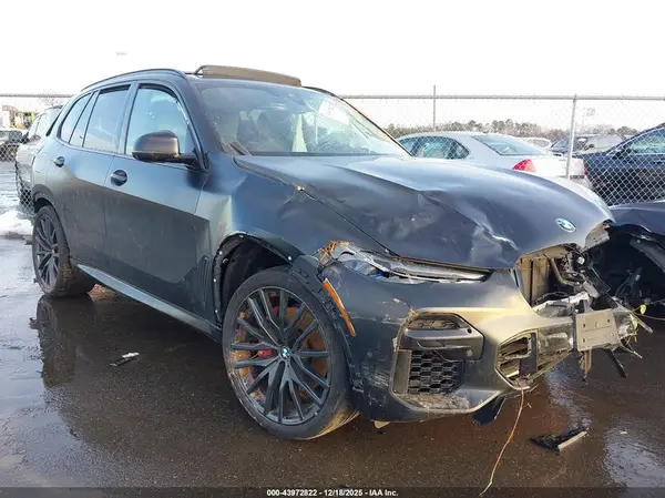 5UXCR6C0XN9L07601 2022 BMW X5 - Image 1