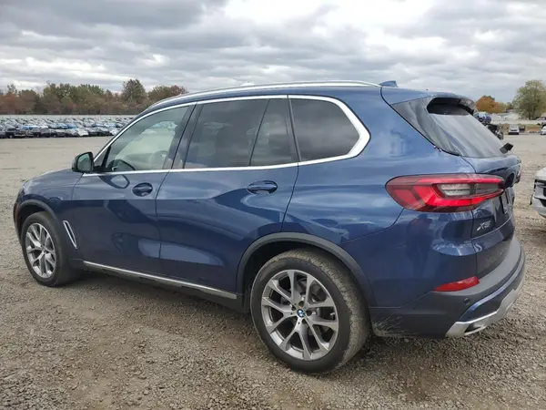 5UXCR6C0XN9L07680 2022 BMW X5 - Image 2