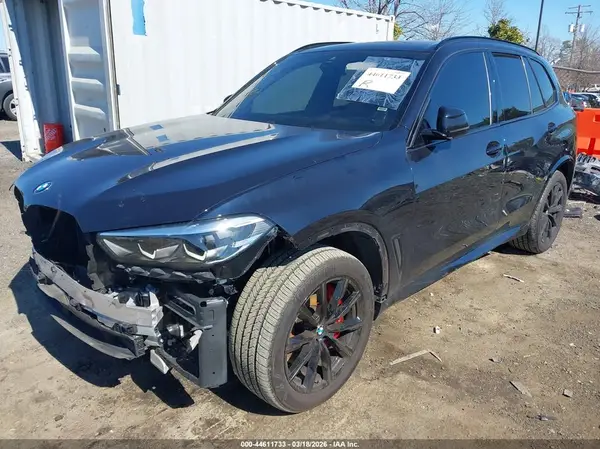 5UXCR6C0XN9M04684 2022 BMW X5 - Image 2