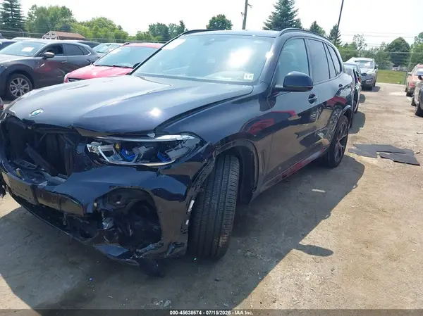 5UXCR6C0XN9M72595 2022 BMW X5 - Image 2