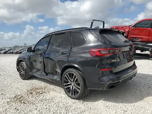 5UXCR6C0XN9M98226 2022 BMW X5 - Image 2