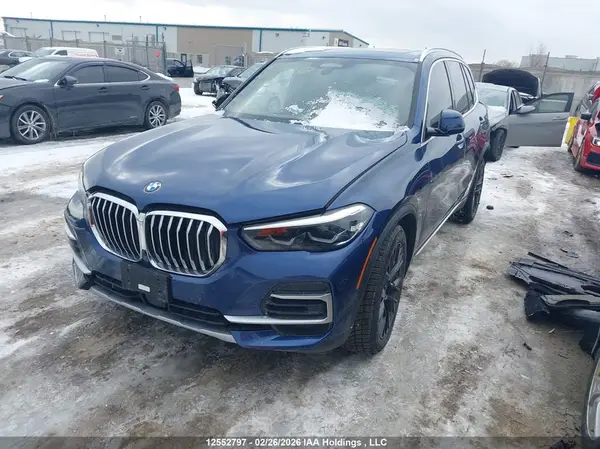 5UXCR6C0XP9N85725 2023 BMW X5 - Image 2