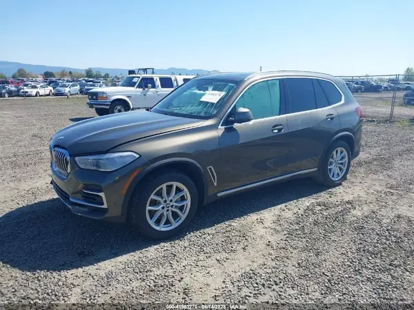 5UXCR6C0XP9N95610 2023 BMW X5 - Image 2