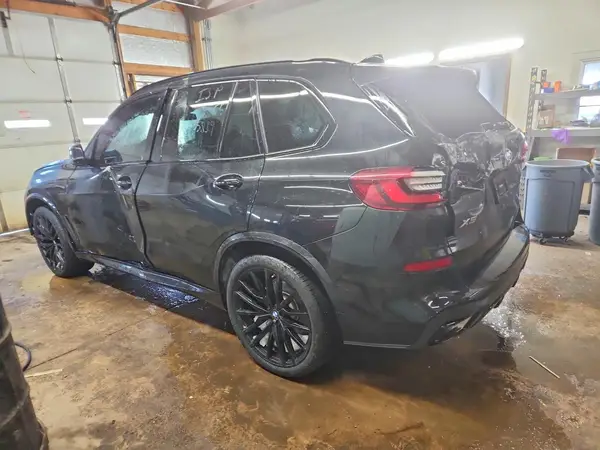 5UXCR6C0XP9P55839 2023 BMW X5 - Image 2