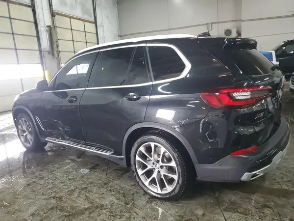 5UXCR6C0XP9P58045 2023 BMW X5 - Image 2