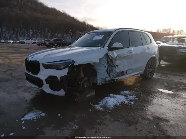5UXCR6C0XP9R20238 2023 BMW X5 - Image 2