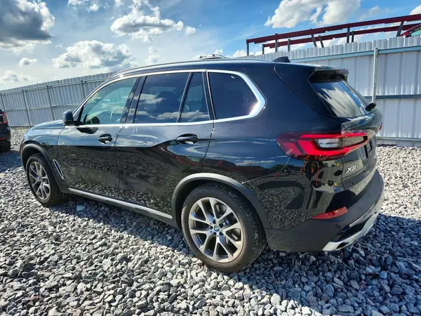 5UXCR6C0XP9R85140 2023 BMW X5 - Image 2