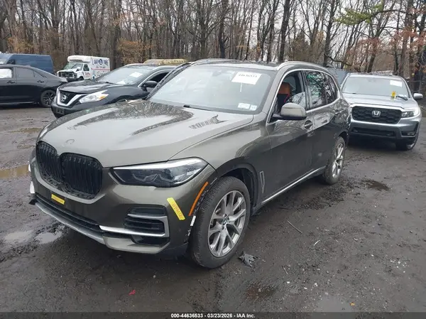 5UXCR6C0XP9R97109 2023 BMW X5 - Image 2