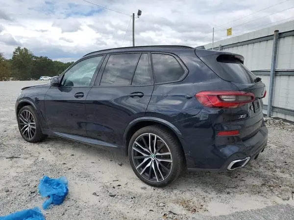 5UXCR6C50KLK84078 2019 BMW X5 - Image 2
