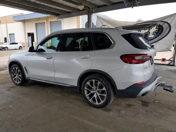 5UXCR6C50KLK89300 2019 BMW X5 - Image 2