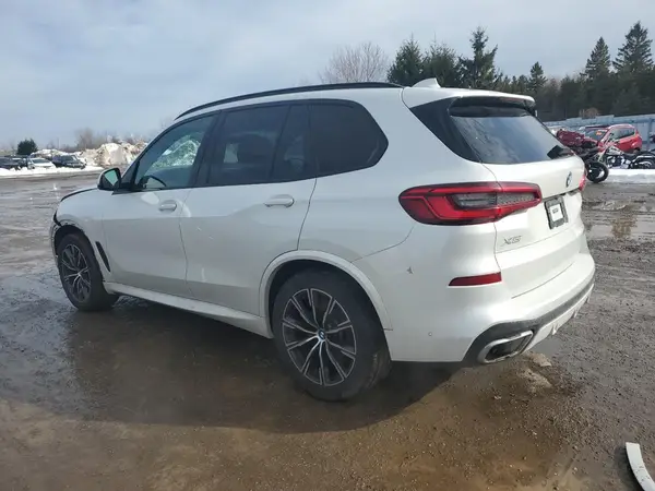 5UXCR6C50KLL00750 2019 BMW X5 - Image 2