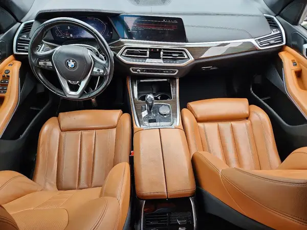 5UXCR6C50KLL02224 2019 BMW X5 - Image 8