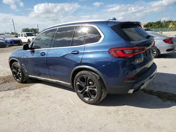 5UXCR6C50KLL09111 2019 BMW X5 - Image 2