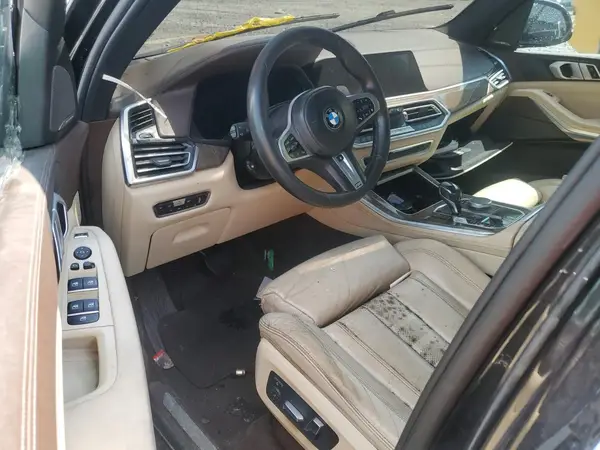 5UXCR6C50KLL09576 2019 BMW X5 - Image 8