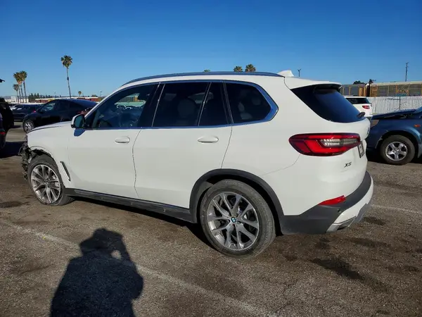 5UXCR6C50KLL09691 2019 BMW X5 - Image 2