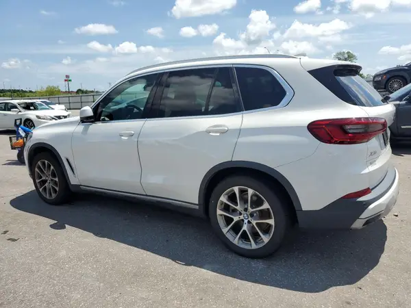 5UXCR6C50KLL09903 2019 BMW X5 - Image 2