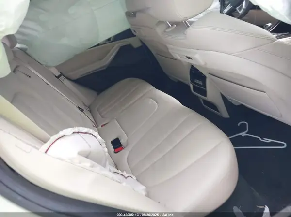 5UXCR6C50KLL09920 2019 BMW X5 - Image 8