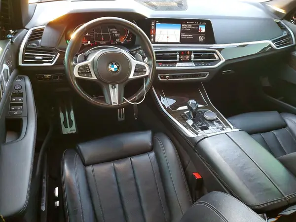 5UXCR6C50KLL13742 2019 BMW X5 - Image 8