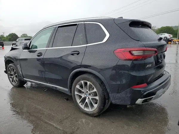 5UXCR6C50KLL21436 2019 BMW X5 - Image 2