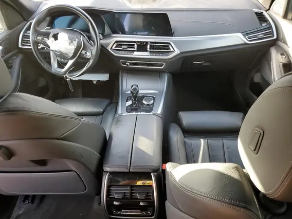 5UXCR6C50KLL26166 2019 BMW X5 - Image 8