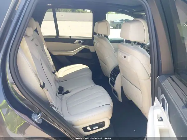 5UXCR6C50KLL27141 2019 BMW X5 - Image 8