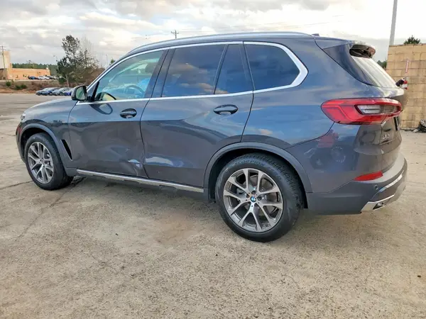 5UXCR6C50KLL31481 2019 BMW X5 - Image 2