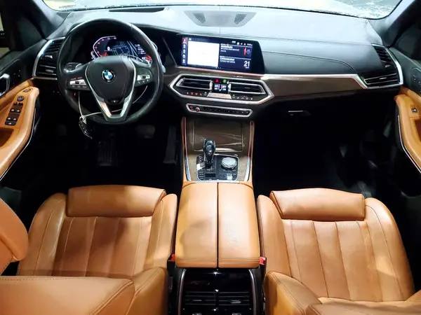 5UXCR6C50KLL36762 2019 BMW X5 - Image 8