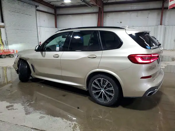 5UXCR6C50KLL38057 2019 BMW X5 - Image 2