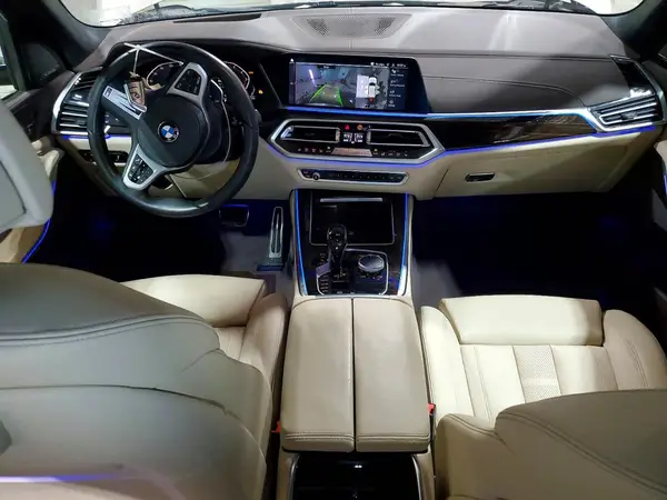 5UXCR6C50KLL38057 2019 BMW X5 - Image 8