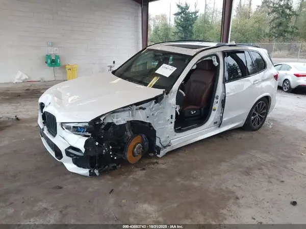 5UXCR6C50KLL53187 2019 BMW X5 - Image 2