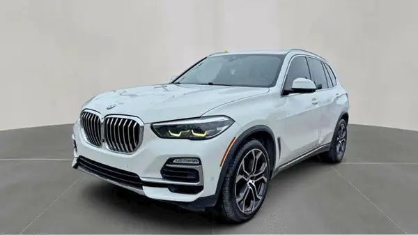 5UXCR6C50KLL63413 2019 BMW X5 - Image 2