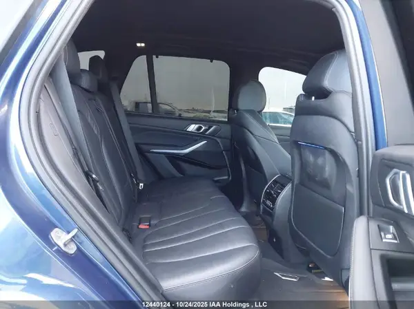 5UXCR6C51KLK80119 2019 BMW X5 - Image 8